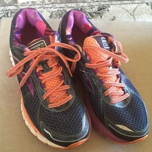 Brooks Adrenaline GTS 10 B medium